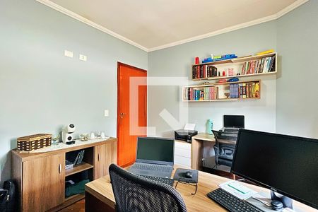 Casa à venda com 192m², 3 quartos e 4 vagas Casa à venda com 192m², 3 quartos e 4 vagasSuíte 2