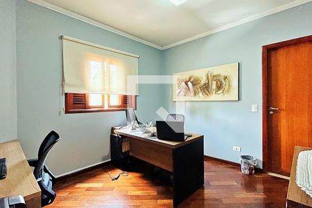 Casa à venda com 192m², 3 quartos e 4 vagas Casa à venda com 192m², 3 quartos e 4 vagasSuíte 2