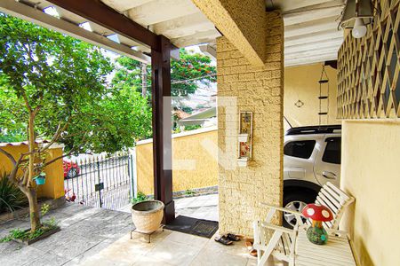 Casa à venda com 180m², 4 quartos e 2 vagasfrente da casa