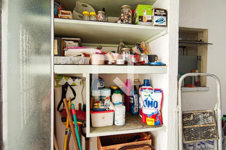 Casa à venda com 180m², 4 quartos e 2 vagaslavanderia