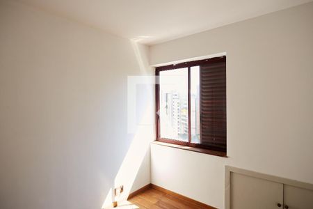 Apartamento à venda com 350m², 4 quartos e 3 vagas Apartamento à venda com 350m², 4 quartos e 3 vagasQuarto 3