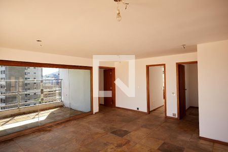 Apartamento à venda com 350m², 4 quartos e 3 vagas Apartamento à venda com 350m², 4 quartos e 3 vagasÁrea comum