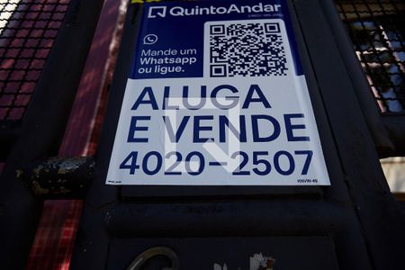 Apartamento à venda com 350m², 4 quartos e 3 vagas Apartamento à venda com 350m², 4 quartos e 3 vagasPlaca