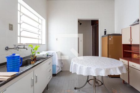 Casa à venda com 165m², 3 quartos e 1 vaga