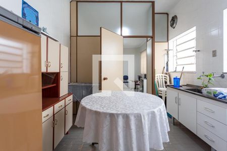 Casa à venda com 165m², 3 quartos e 1 vaga