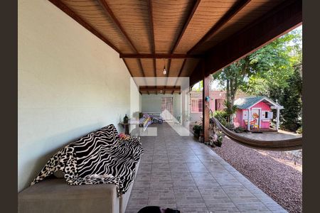 Casa à venda com 235m², 3 quartos e 5 vagas Casa à venda com 235m², 3 quartos e 5 vagasÁrea comum