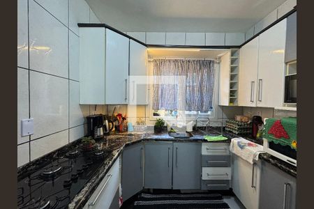 Casa à venda com 235m², 3 quartos e 5 vagas Casa à venda com 235m², 3 quartos e 5 vagasCozinha