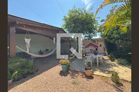 Casa à venda com 235m², 3 quartos e 5 vagas Casa à venda com 235m², 3 quartos e 5 vagasÁrea comum