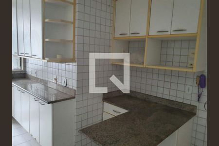 Apartamento à venda com 130m², 4 quartos e 1 vaga