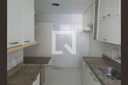 Apartamento à venda com 130m², 4 quartos e 1 vaga