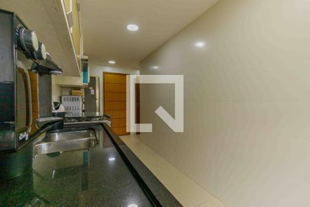 Apartamento à venda com 115m², 3 quartos e 2 vagasCozinha