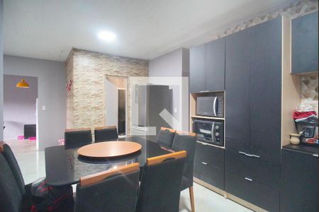 Casa à venda com 110m², 4 quartos e 4 vagas Casa à venda com 110m², 4 quartos e 4 vagasCozinha