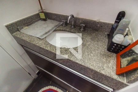 Apartamento à venda com 33m², 2 quartos e sem vagaBanheiro