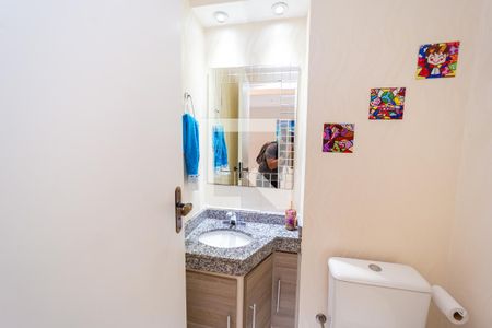 Casa à venda com 169m², 3 quartos e 3 vagas Casa à venda com 169m², 3 quartos e 3 vagasLavabo