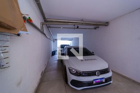 Casa à venda com 169m², 3 quartos e 3 vagas Casa à venda com 169m², 3 quartos e 3 vagasGaragem