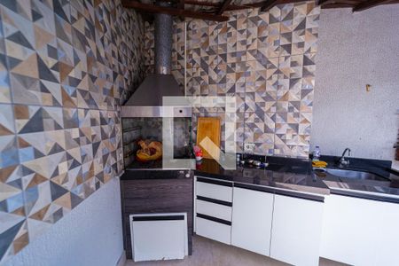 Casa à venda com 169m², 3 quartos e 3 vagas Casa à venda com 169m², 3 quartos e 3 vagasÁrea gourmet