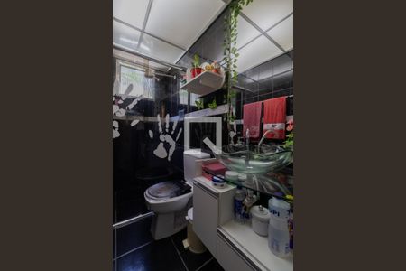 Apartamento à venda com 64m², 2 quartos e 1 vaga Apartamento à venda com 64m², 2 quartos e 1 vagaBanheiro