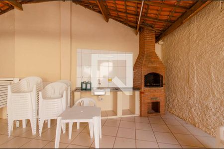 Apartamento à venda com 64m², 2 quartos e 1 vaga Apartamento à venda com 64m², 2 quartos e 1 vagaÁrea Comum - Churrasqueira e Salão de Festas