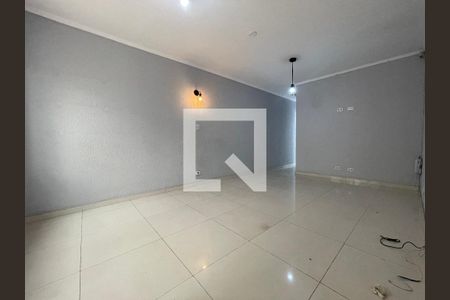 Sala de casa para alugar com 3 quartos, 142m² em Vila Tiradentes, São Paulo