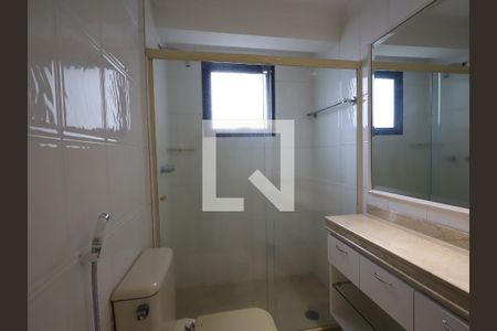 Apartamento à venda com 288m², 4 quartos e 4 vagasBanheiro da Suíte 2