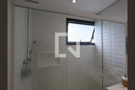 Apartamento à venda com 288m², 4 quartos e 4 vagasBanheiro da Suíte 4