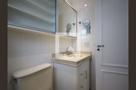 Apartamento à venda com 288m², 4 quartos e 4 vagasBanheiro da Suíte 1