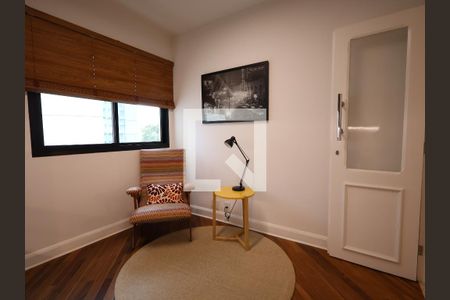 Apartamento à venda com 288m², 4 quartos e 4 vagasEscritório