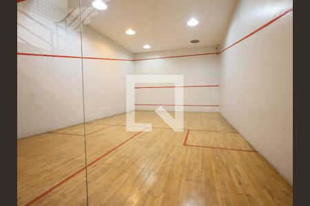 Apartamento à venda com 288m², 4 quartos e 4 vagasQuadra de Squash