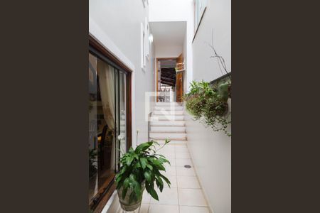 Casa à venda com 220m², 4 quartos e 4 vagas Casa à venda com 220m², 4 quartos e 4 vagasÁrea comum