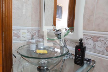 Casa à venda com 220m², 4 quartos e 4 vagas Casa à venda com 220m², 4 quartos e 4 vagasBanheiro do Quarto 3