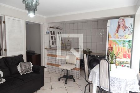 Casa à venda com 220m², 4 quartos e 4 vagas Casa à venda com 220m², 4 quartos e 4 vagasÁrea Gourmet