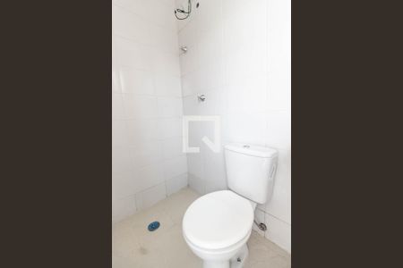 Casa à venda com 230m², 3 quartos e 6 vagas Casa à venda com 230m², 3 quartos e 6 vagasBanheiro de serviço 1