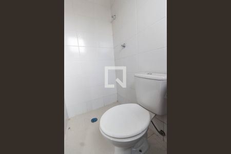 Casa à venda com 230m², 3 quartos e 6 vagas Casa à venda com 230m², 3 quartos e 6 vagasBanheiro de serviço 1