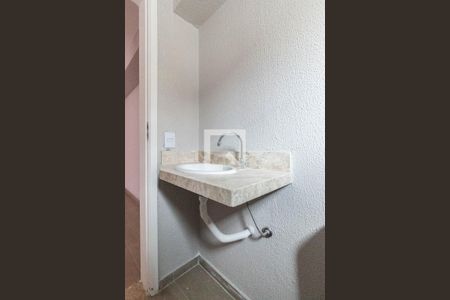 Casa à venda com 230m², 3 quartos e 6 vagas Casa à venda com 230m², 3 quartos e 6 vagasBanheiro de serviço 2