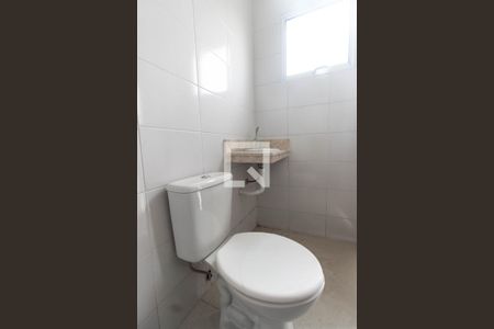 Casa à venda com 230m², 3 quartos e 6 vagas Casa à venda com 230m², 3 quartos e 6 vagasBanheiro de serviço 1