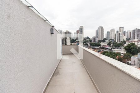 Casa à venda com 230m², 3 quartos e 6 vagas Casa à venda com 230m², 3 quartos e 6 vagasQuintal