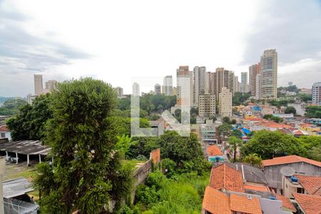 Casa à venda com 230m², 3 quartos e 6 vagasVista