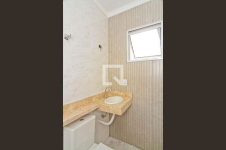 Casa à venda com 230m², 3 quartos e 6 vagasBanheiro da Suíte 2