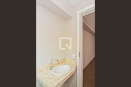 Casa à venda com 230m², 3 quartos e 6 vagasGaragem - banheiro