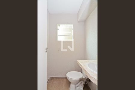 Casa à venda com 230m², 3 quartos e 6 vagasGaragem - banheiro