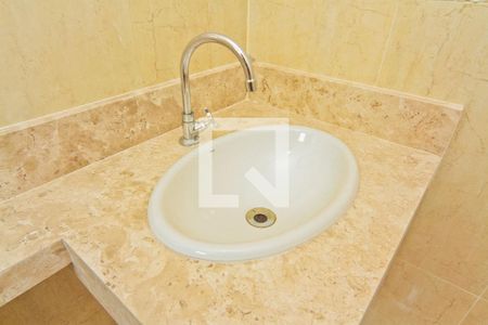 Casa à venda com 230m², 3 quartos e 6 vagasBanheiro da Suíte 3