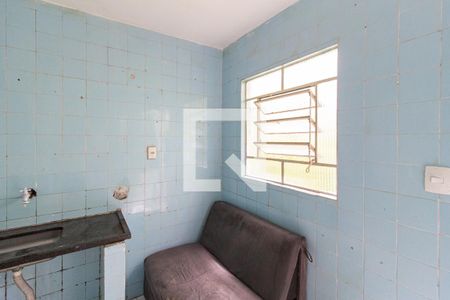 Cozinha de casa para alugar com 1 quarto, 45m² em Parque Roseira, Carapicuíba