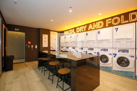 Studio à venda com 32m², 1 quarto e sem vagaÁrea Comum - Lavanderia