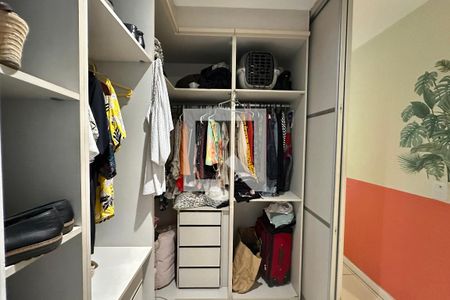 Apartamento à venda com 84m², 2 quartos e 1 vaga Apartamento à venda com 84m², 2 quartos e 1 vagaSuíte