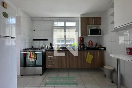 Apartamento à venda com 84m², 2 quartos e 1 vaga Apartamento à venda com 84m², 2 quartos e 1 vagaCozinha