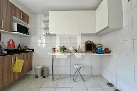 Apartamento à venda com 84m², 2 quartos e 1 vaga Apartamento à venda com 84m², 2 quartos e 1 vagaCozinha