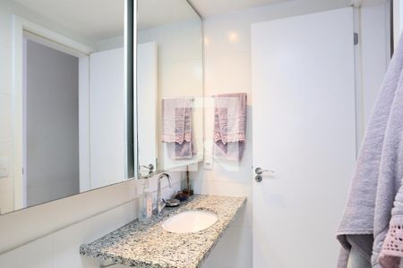 Apartamento à venda com 115m², 4 quartos e 3 vagasBanheiro da Suíte