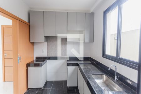 Apartamento à venda com 110m², 3 quartos e 2 vagas Apartamento à venda com 110m², 3 quartos e 2 vagasCozinha