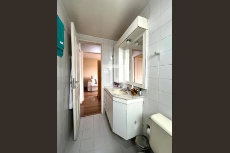 Apartamento à venda com 64m², 2 quartos e 1 vagaBanheiro 