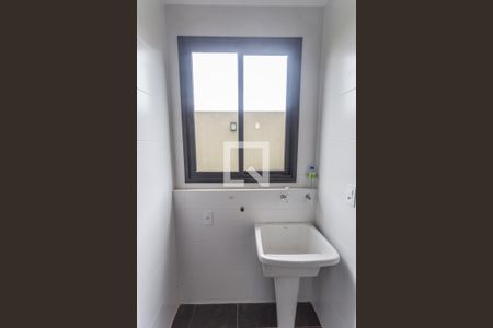 Apartamento à venda com 170m², 3 quartos e 2 vagas Apartamento à venda com 170m², 3 quartos e 2 vagasÁrea de Serviço